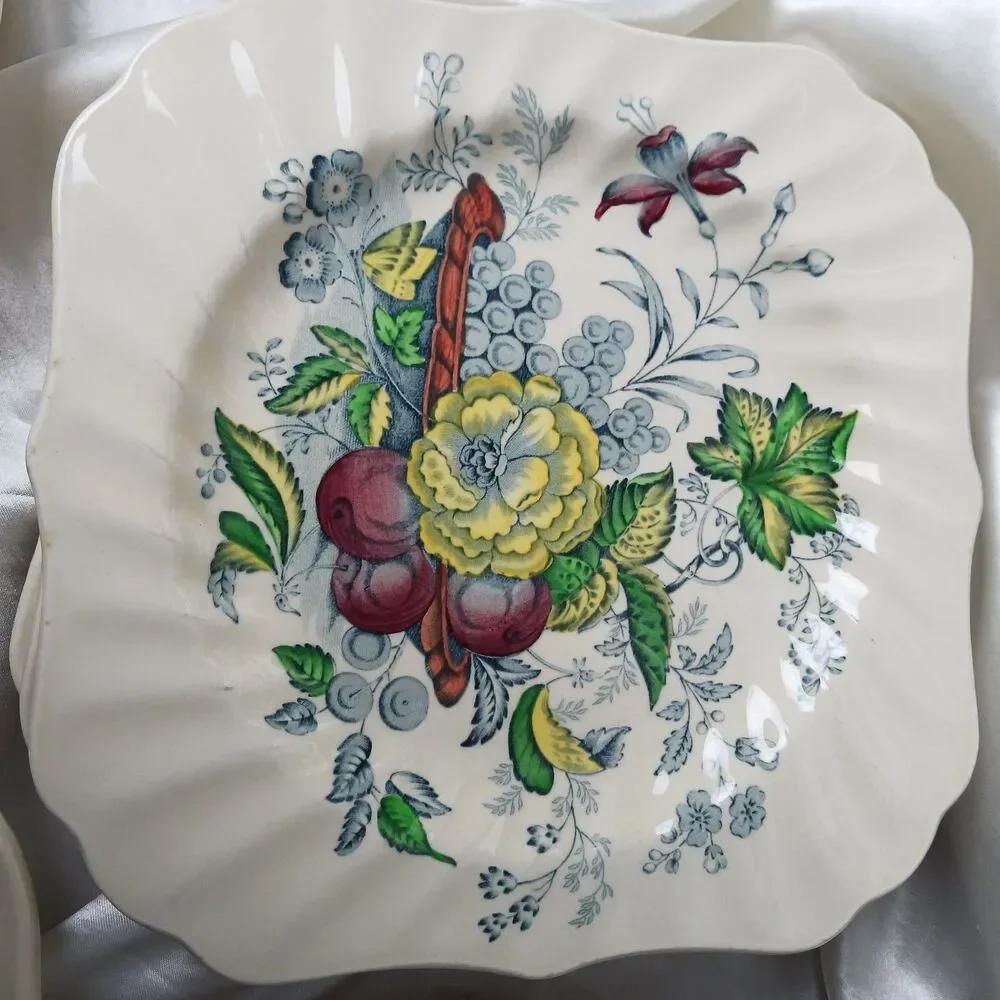VINTAGE ROYAL DOULTON THE KIRKWOOD LOT OF 12 MIXED ITEMS